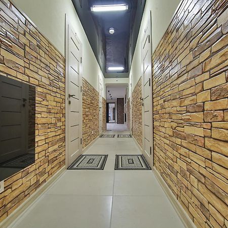 Battle Mile Hostel Cherkasy Ngoại thất bức ảnh