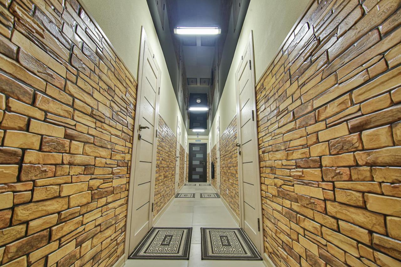 Battle Mile Hostel Cherkasy Ngoại thất bức ảnh