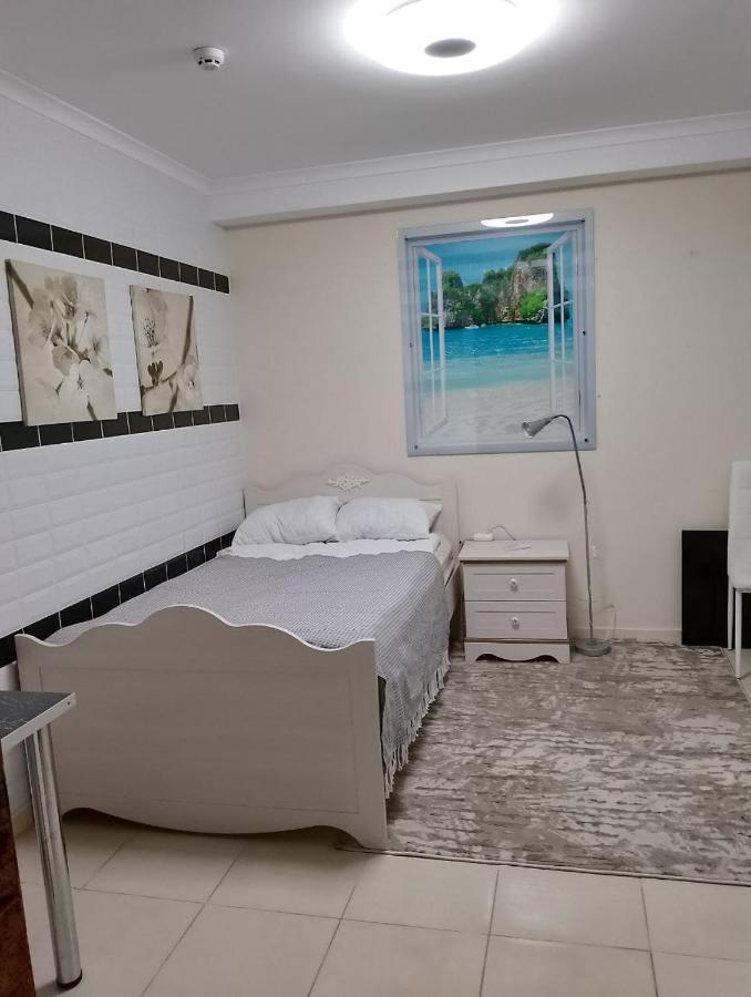 Battle Mile Hostel Cherkasy Ngoại thất bức ảnh